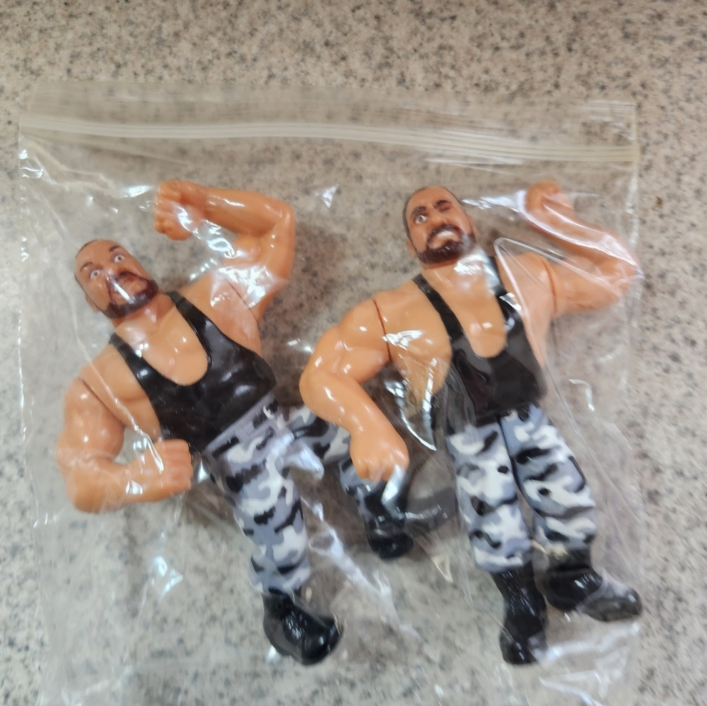 1991 WWE WWF Hasbro Series 2 Bushwhackers Butch & Luke Loose Set